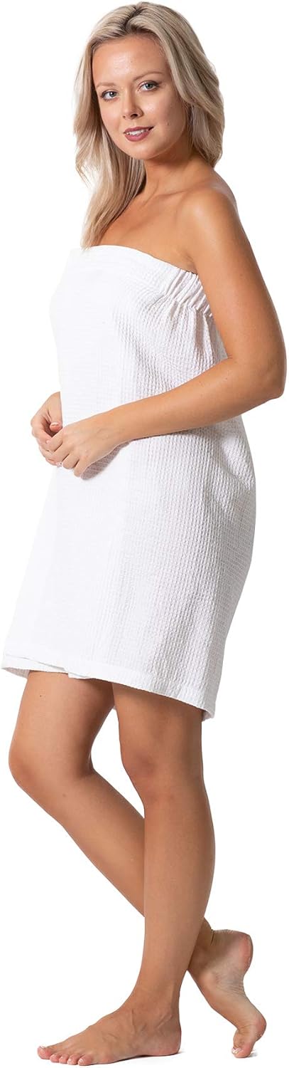 Quick-dry sauna wrap towel for infrared sessions